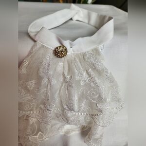 TWO LAYERED NET LACE COLLAR